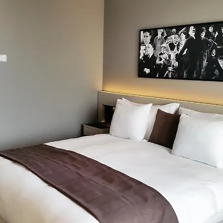 Hotel Modern Times